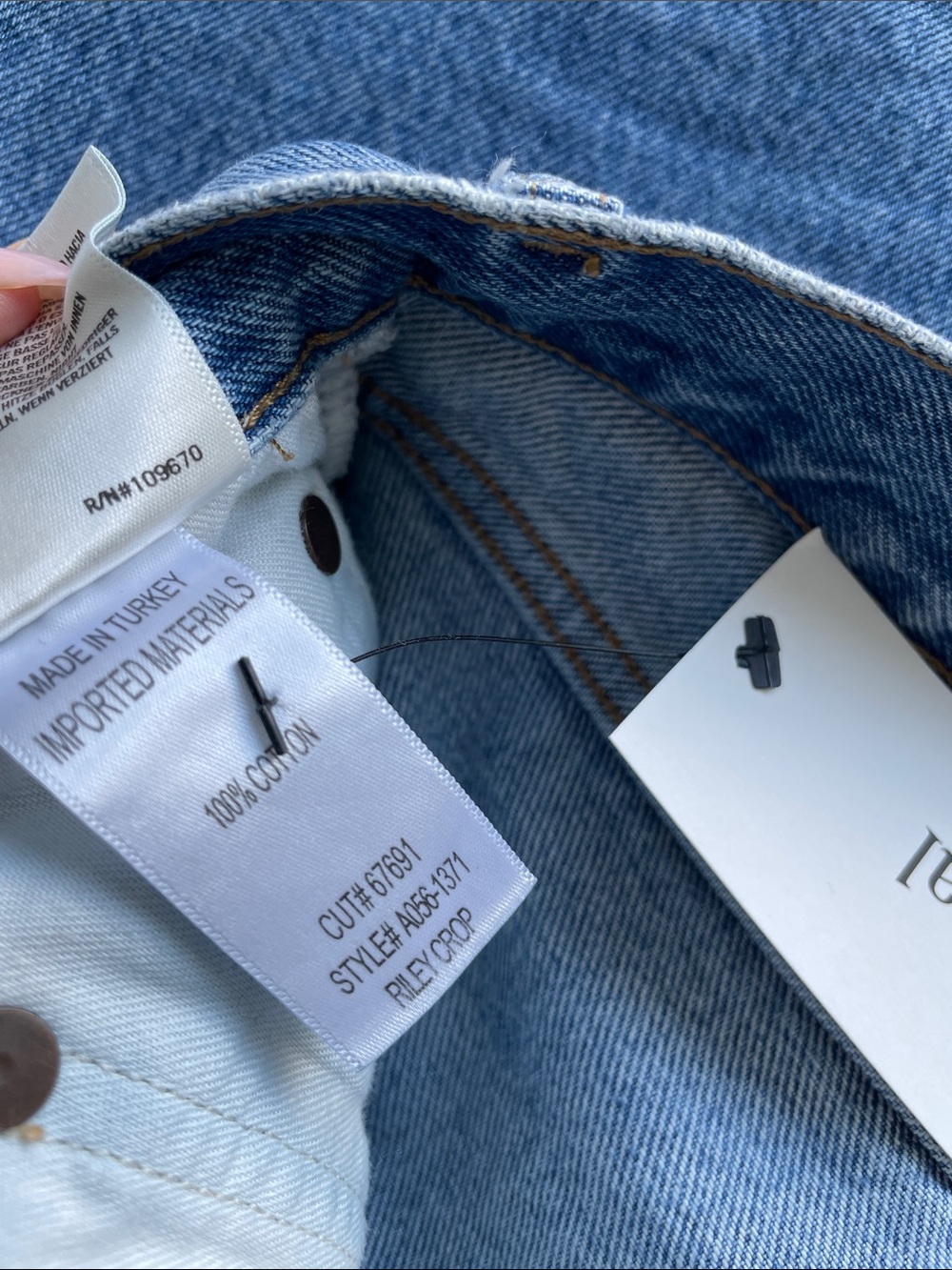 Agolde Riley Blue Denim Jeans raw hem - Picture 6 of 6
